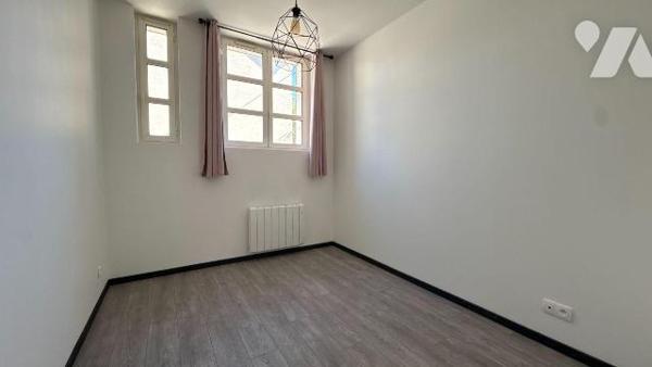Châlons-en-Champagne - Secteur Allées Paul Doumer  - Appartement T4 en rez-de-chaussée entièrem...