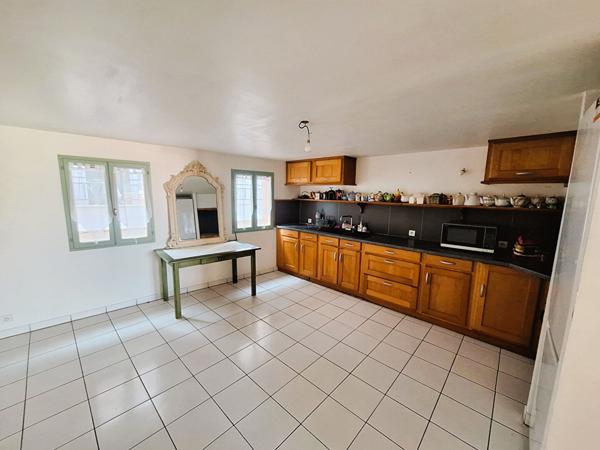 Maison Sète 4 pièce(s) 116m2 avec son jardin en centre-ville