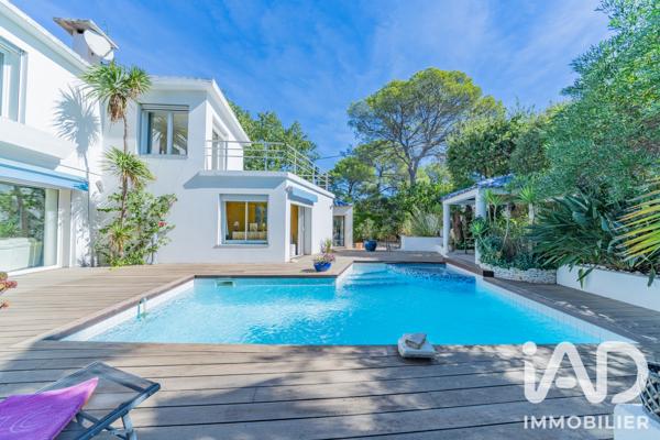 Maison (prestige) à vendre 7 pièces 150 m² Saint-Raphaël