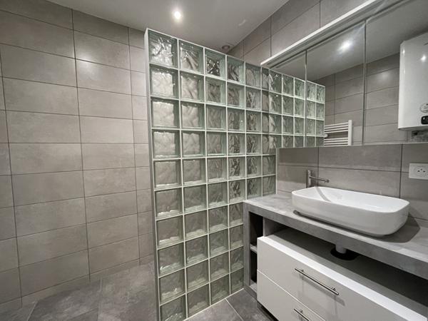 TYPE 5 CENTRE TOTALEMENT RENOVE