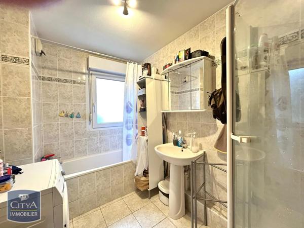 Appartement à louer 3 pièces 89.75m²