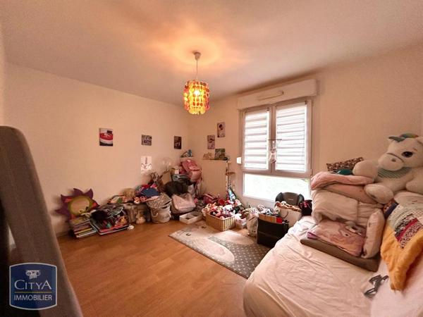 Appartement à louer 3 pièces 89.75m²