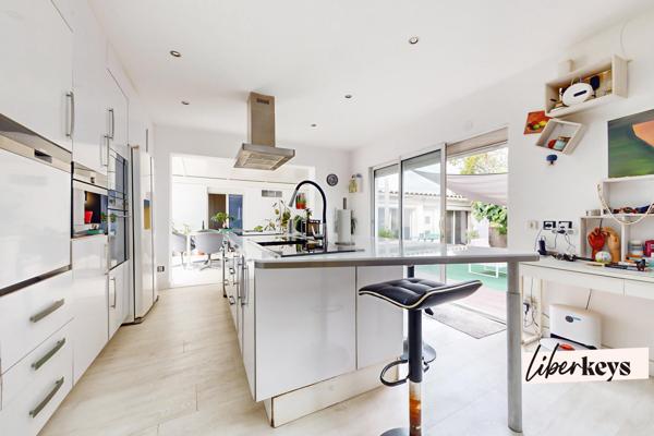 Maison de 157m² avec Piscine à Débordement – 11ème Arrondissement de Marseille