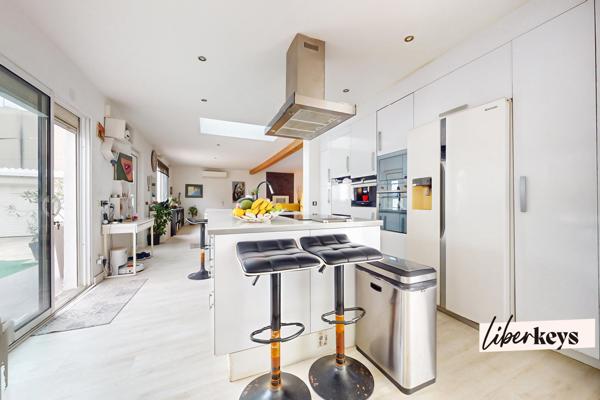 Maison de 157m² avec Piscine à Débordement – 11ème Arrondissement de Marseille