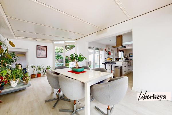 Maison de 157m² avec Piscine à Débordement – 11ème Arrondissement de Marseille