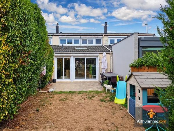 Vente                                                      Maison
                        
                     4 pièces                      78 m2                     à Bondoufle