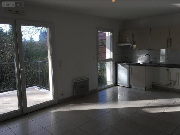 Appartement à louer à Orvault en Loire-Atlantique (44700), ref : 44028-L169