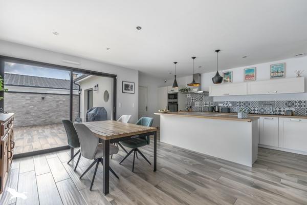 Maison à vendre 559 950 € Saint-Jean-d'Illac 4 p 112 m² DPE A
