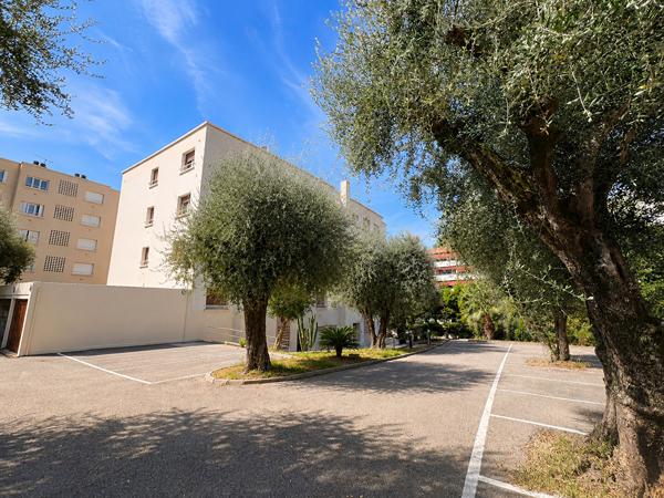 vente appartement Le Cannet 2 pièces 43.90 m2