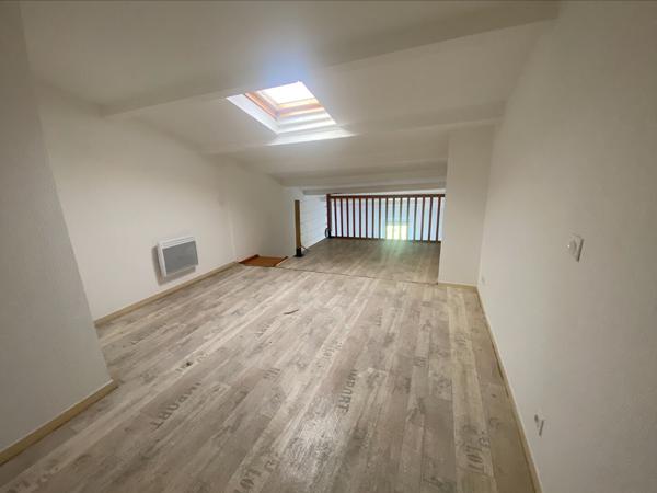Appartement Gardanne 1 pièce(s) 30.37 m2