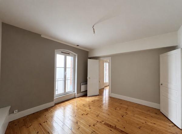 Appartement 2 pièce(s) 1 chambre(s) 47 m²