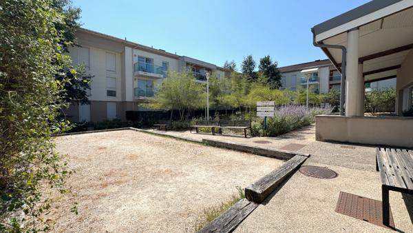 VENDU LOUÉ - Bel appartement F3 de 66 m² avec extérieur - Résidence seniors sécurisée à Montlignon (95)