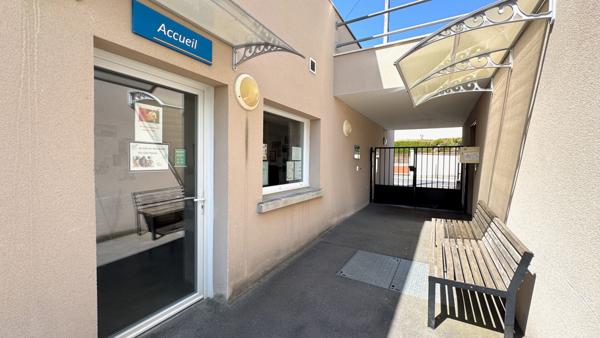 VENDU LOUÉ - Bel appartement F3 de 66 m² avec extérieur - Résidence seniors sécurisée à Montlignon (95)