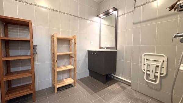 VENDU LOUÉ - Bel appartement F3 de 66 m² avec extérieur - Résidence seniors sécurisée à Montlignon (95)