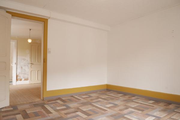 MAISON DE VILLE AVEC GARAGE ET DEPENDANCE 69 900 €