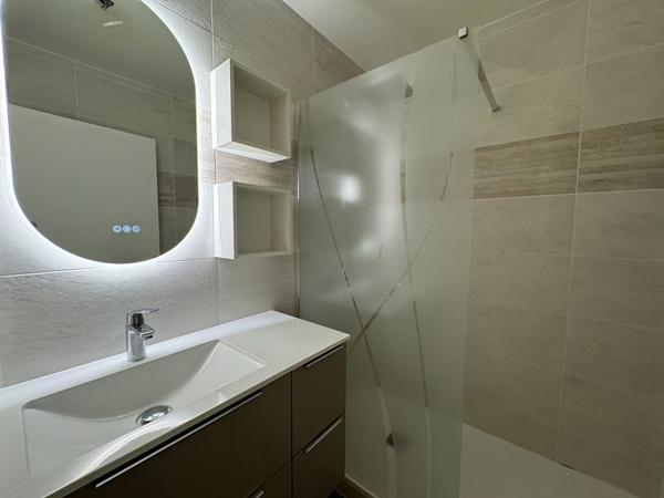 EXCLUSIVITÉ APPARTEMENT 3 PIÈCES IDÉALEMENT SITUÉ À LONS-LE-SAUNIER 65 m2