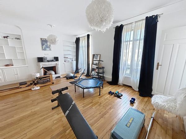 Maison à vendre 15 pièces REIMS (51)