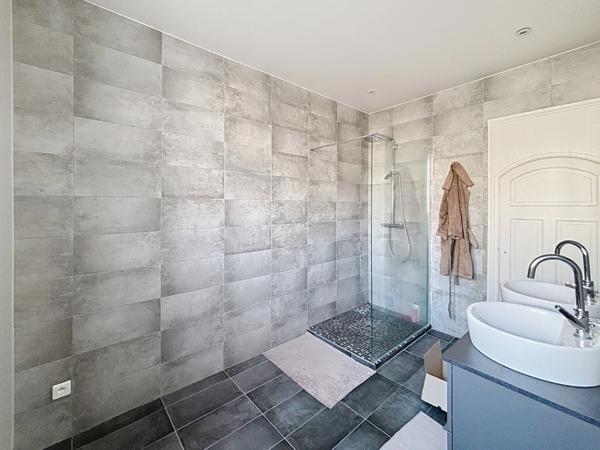 Maison à vendre 15 pièces REIMS (51)