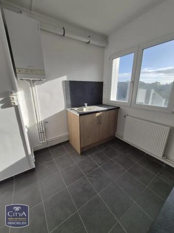 Appartement à louer 3 pièces 63.3m² Maubeuge (59600)
