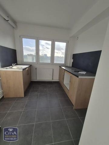 Appartement à louer 3 pièces 63.3m² Maubeuge (59600)