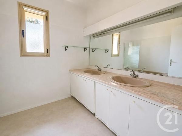 Appartement à vendre  3 pièces - 84 m 2   SAN MARTINO DI LOTA  - 202