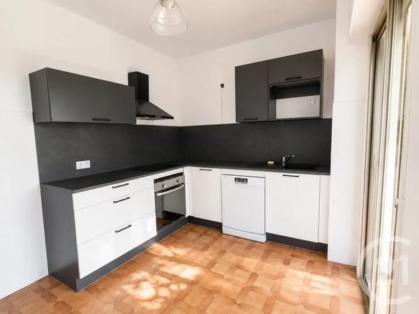 Appartement à vendre  3 pièces - 84 m 2   SAN MARTINO DI LOTA  - 202