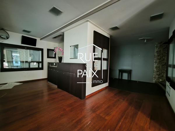 79200 PARTHENAY Ensemble immobilier à Parthenay - 287 m²