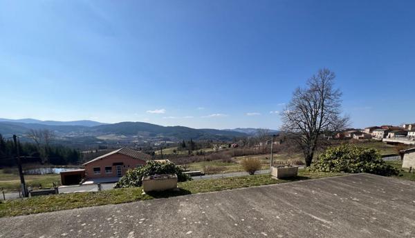 Maison Arconsat 5 pièce(s) 112 m2