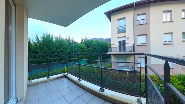 Appartement T1 Bis plus parking et garage