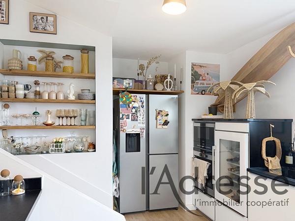 COUP DE COEUR ! Quartier Minelle, villa 5 pièces 202 m2 avec piscine !