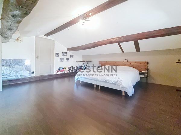 Exclusivité: Maison au charme de l'ancien 4 chambres avec Jardin et Terrasse à Chavanoz