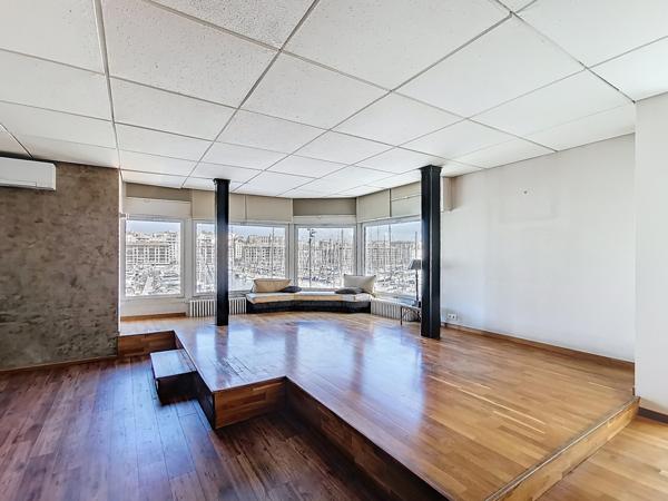 Marseille (13007) Vue directe Vieux-Port – Appartement traversant de 130 m² avec garage en sus