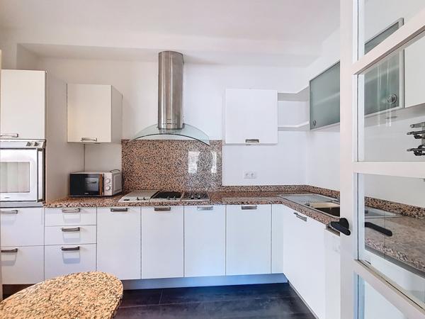 Marseille (13007) Vue directe Vieux-Port – Appartement traversant de 130 m² avec garage en sus