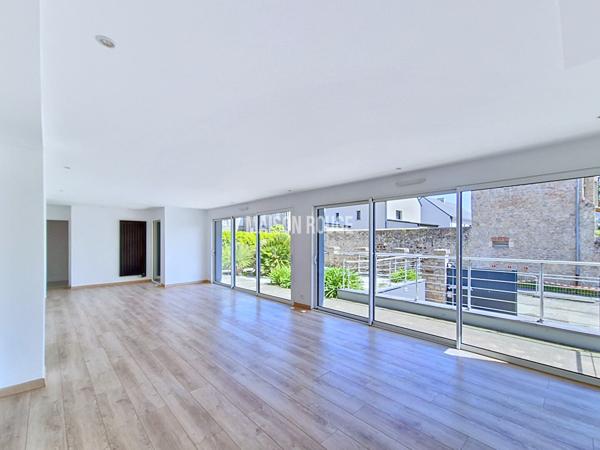 Maison contemporaine Dinan 7 pièce(s) environ 170 m²
