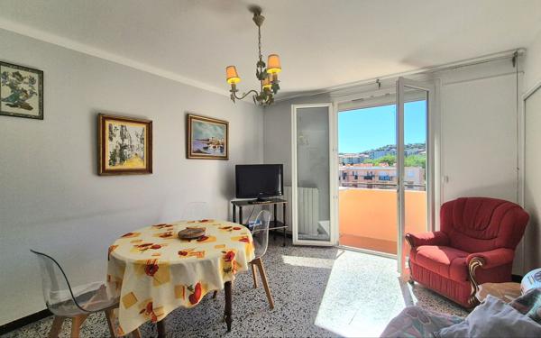 Appartement à vendre    4 pièces • 65,90 m2 Saint-Raphaël