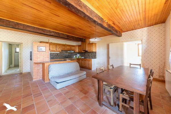 Maison à vendre |  Saint-Sardos |  5 pièces | 205 m²