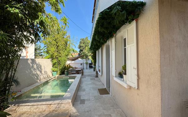 Maison à vendre    5 pièces • 100 m2 Toulon