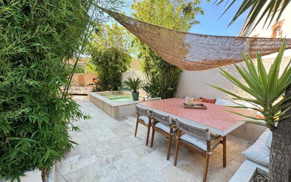 Maison à vendre    5 pièces • 100 m2 Toulon