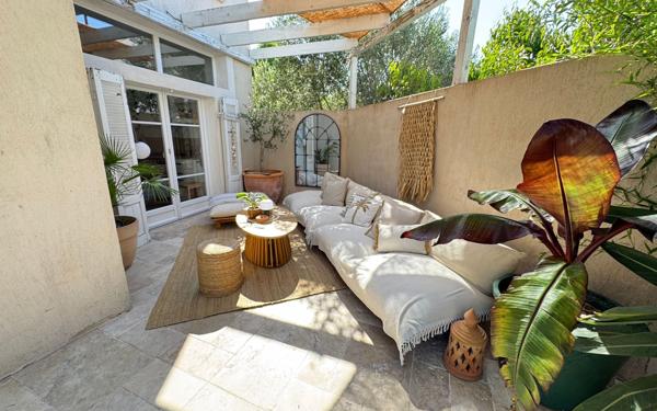 Maison à vendre    5 pièces • 100 m2 Toulon