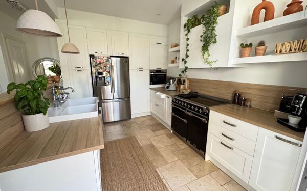 Maison à vendre    5 pièces • 100 m2 Toulon