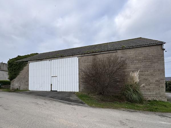 A vendre Entrepôt / local industriel Cleder - 550 m2