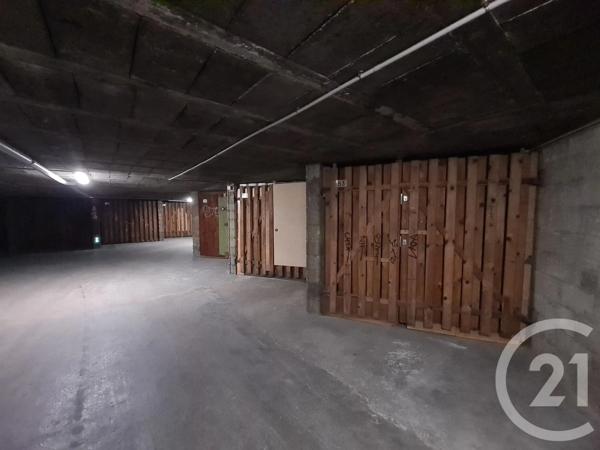 Parking à vendre  12 m 2   FRESNES  - 94