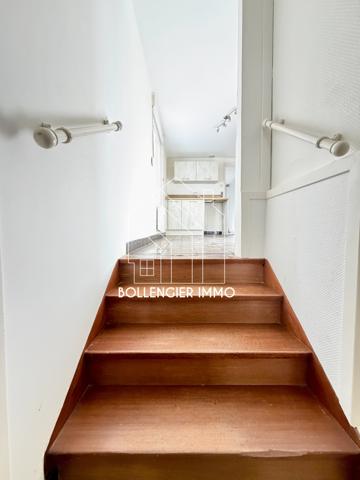 Maison 6 pièce(s) 3 chambre(s) 121 m²