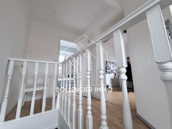 Maison 6 pièce(s) 3 chambre(s) 121 m²