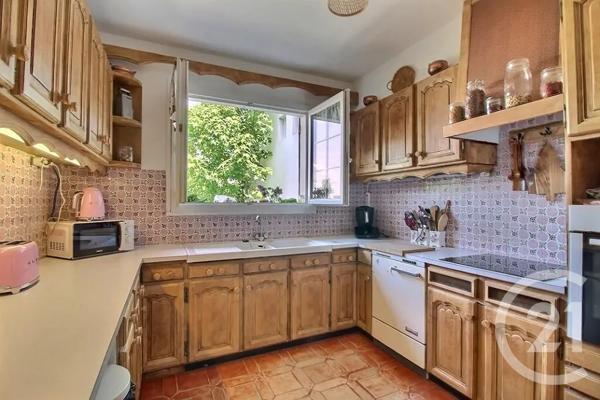 Maison à vendre  6 pièces - 170 m 2   ROSNY SOUS BOIS  - 93