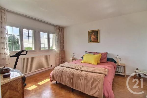 Maison à vendre  6 pièces - 170 m 2   ROSNY SOUS BOIS  - 93