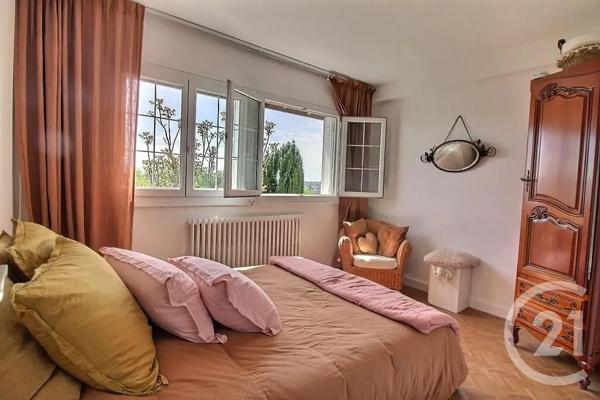 Maison à vendre  6 pièces - 170 m 2   ROSNY SOUS BOIS  - 93