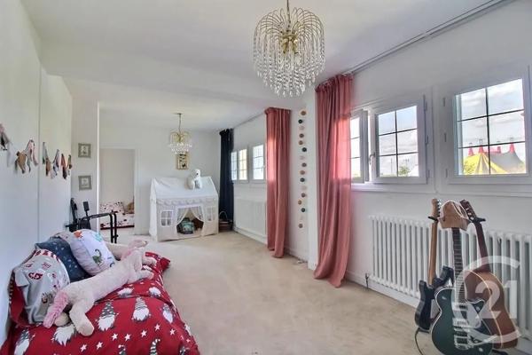 Maison à vendre  6 pièces - 170 m 2   ROSNY SOUS BOIS  - 93