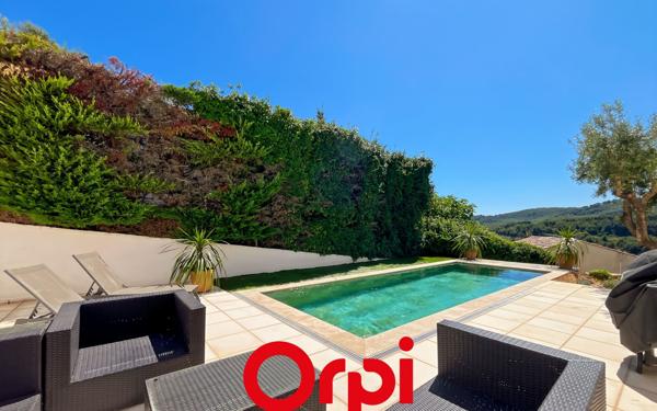 Maison à vendre    6 pièces •  Le Castellet