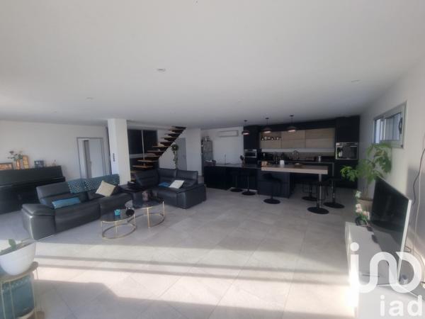 Maison d’architecte 5 pièces de 150 m² à Foulayronnes (47510)